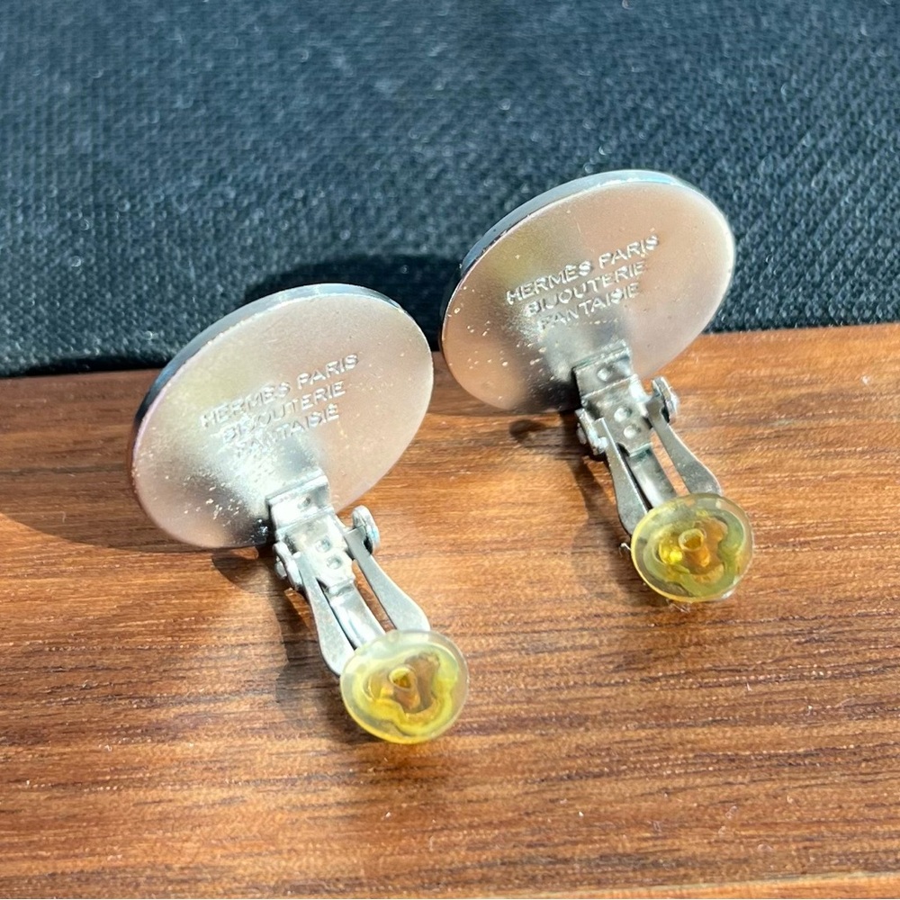 HERMÈS Bijouterie CLIP ON BACK EARRINGS - Picture 5 of 6